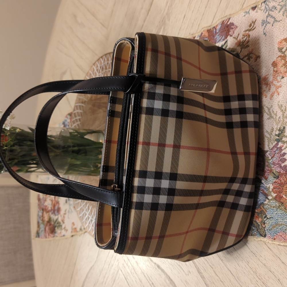 Burberry Purse
